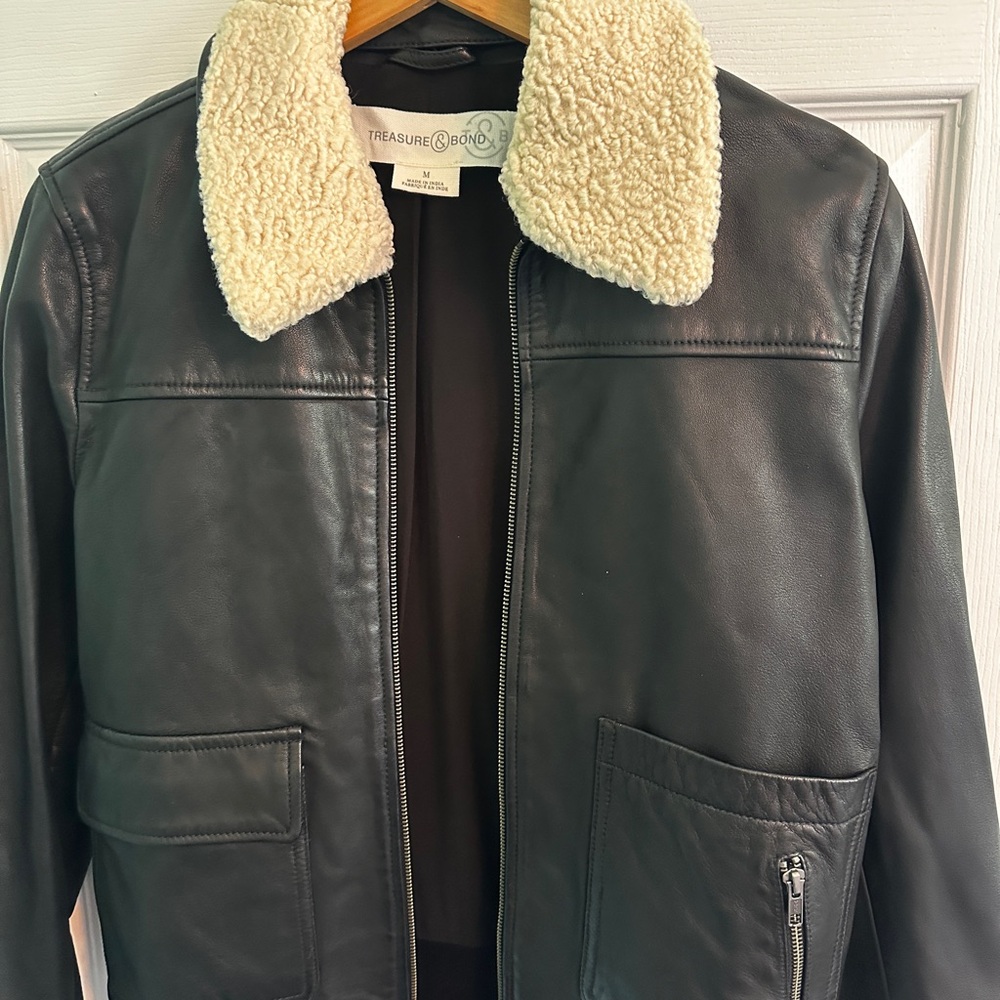 NWOT Treasure & Bond Leather jacket - faux shearling removable collar - medium - Picture 2 of 8